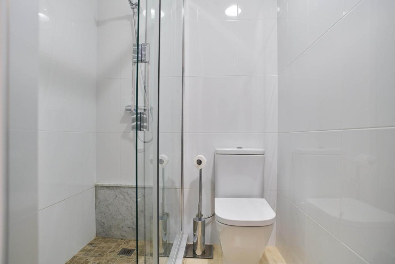Manresa Apartamentos Turisticos Kültér fotó